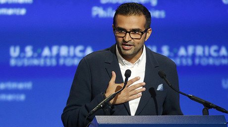 El multimillonario más joven de África atribuye su éxito a su pasado como refugiado