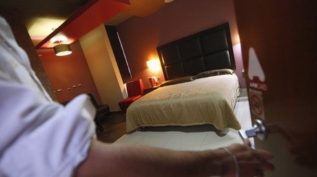 ¿Te gusta viajar? 9 consejos de un exagente de la CIA que te ahorrarán nervios