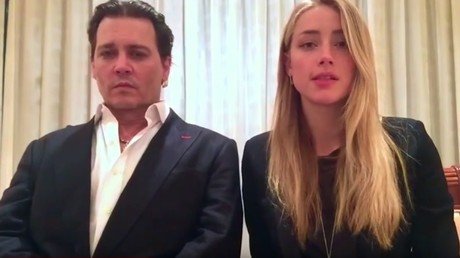 Una australiana ‘amenaza’ con una pistola a Depp y Heard para que pidan perdón a Australia