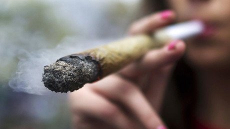 ¿Una política descabellada? Este es el país que despenalizó todas las drogas