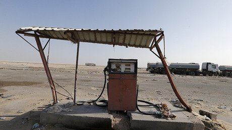 ¿Por qué las petroleras en quiebra siguen produciendo crudo?