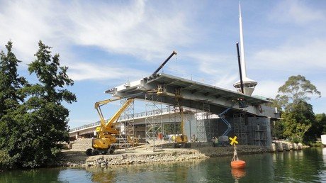 "Vergüenza internacional": Chile demolerá un puente por el error de una empresa española