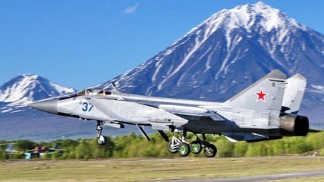 Un caza ruso intercepta "profesionalmente" un avión espía de EE.UU. en Kamchatka