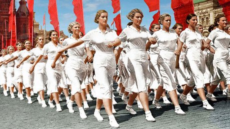 Colorear la historia: una serie de fotos nos permite viajar al Imperio ruso y la URSS