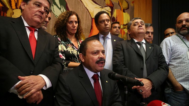 Brasil: El presidente de la Cámara Baja mantiene el 'impeachment' contra Rousseff