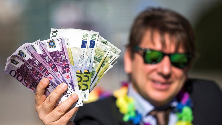 Efecto WikiLeaks: 'papeles de Panamá' inspirarán más filtraciones