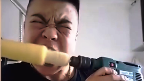 Cómo comer un choclo en 10 segundos