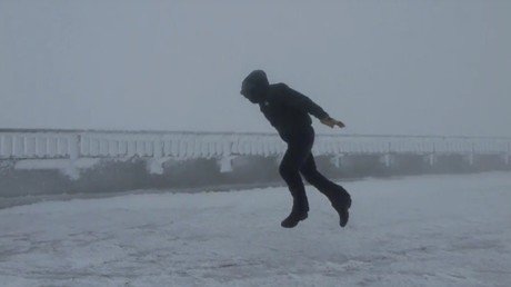 Así puede divertirse con vientos de 175 km/hora