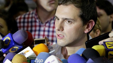 Iglesias sobre Rivera en Caracas: "Se va a gastar un poco más de dinero en su 'spot' de campaña"