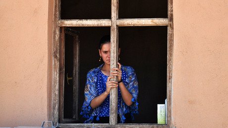 Terroristas del EI intentan vender esclavas sexuales por Internet