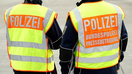 "Rodeadas": 18 mujeres son acosadas por refugiados en un concierto en Alemania