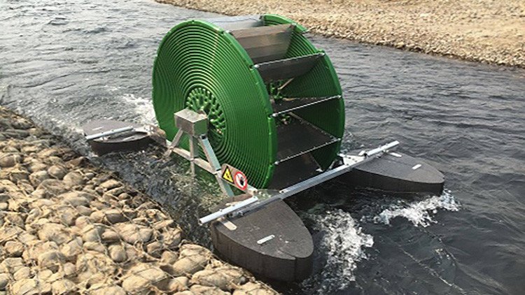 Cuando el río suena, energía lleva: un nepalí crea una bomba de agua que no necesita combustible