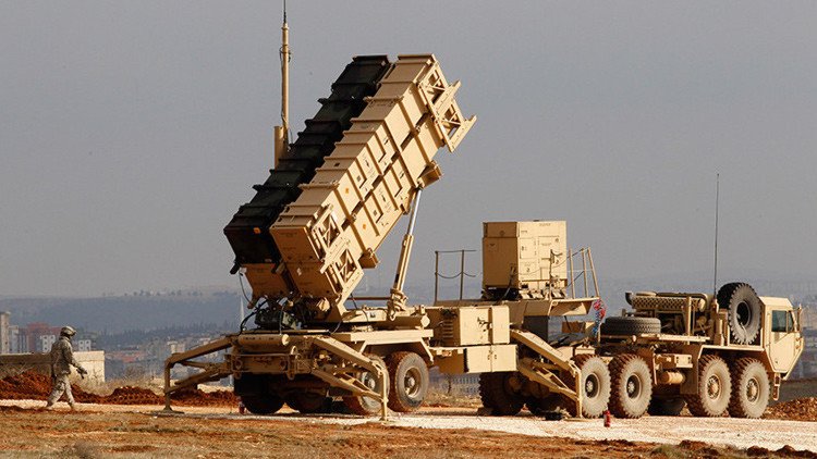 Ankara: "Turquía, Rumanía y Polonia queremos ampliar escudo antimisiles estadounidense en Europa"