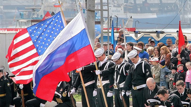 'The Washington Times': "EE.UU. debe acercarse a Rusia para contener a China"