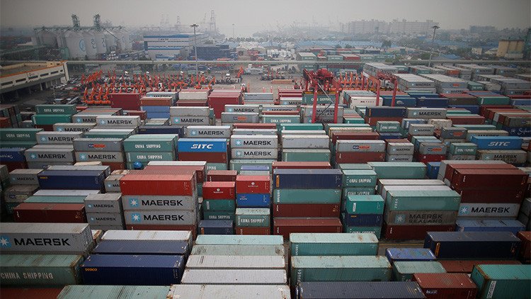 "Mientras la UE sufre por las sanciones, EE.UU. aumenta su cuota en el comercio con Rusia"