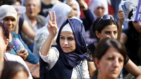 Erdogan: Las mujeres que no tienen hijos están "incompletas"