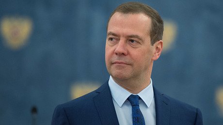 Medvédev: "Rusia superará cualquier problema y presión del exterior"