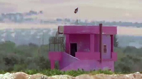 "Una orden de arriba": El EI cava zanjas en la frontera y Turquía hace la vista gorda (EXCLUSIVA)