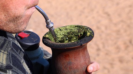 OMS: Las bebidas muy calientes "probablemente" causan cáncer