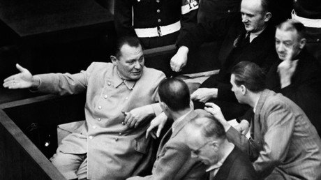 Un misterioso comprador argentino gasta cientos de miles de dólares en una subasta de recuerdos nazi