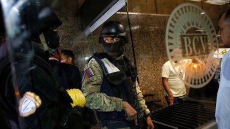 Abatido un hombre armado que irrumpió en la sede del Banco Central de Venezuela