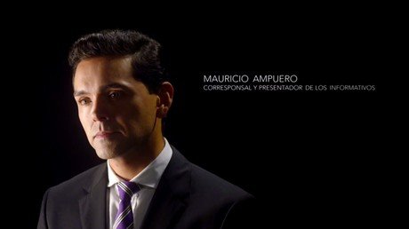 Mauricio Ampuero, corresponsal y presentador de los informativos