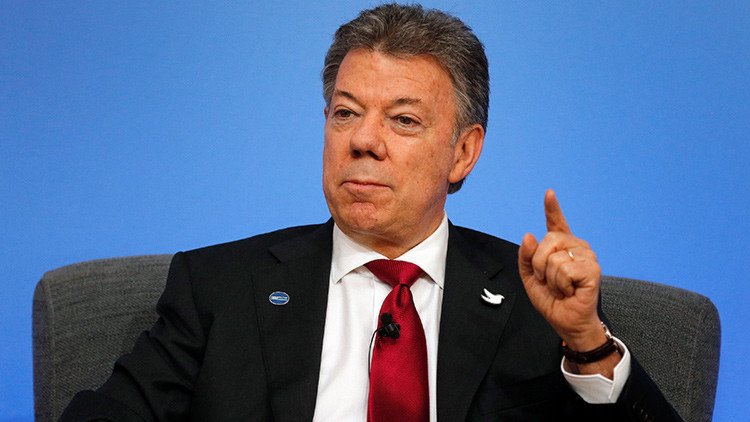 Juan Manuel Santos: Guerrilleros que no se unan al proceso "terminarán en una tumba o en una cárcel"