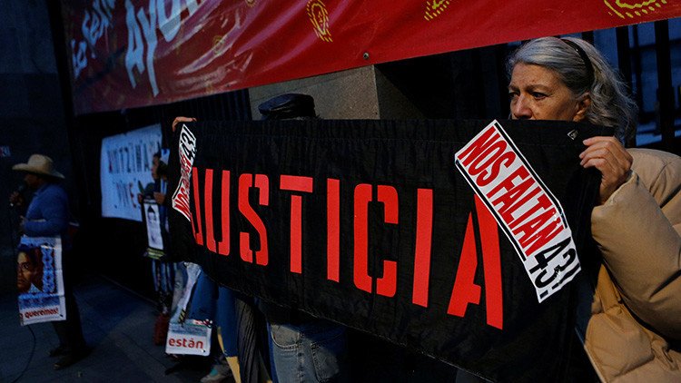 Normalista de Ayotzinapa murió por traumatismo craneoencefálico y no fue desollado: informe