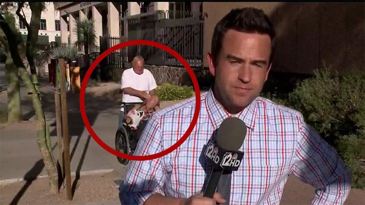 Video: Hacía un reportaje en vivo mientras a sus espaldas pasó esto