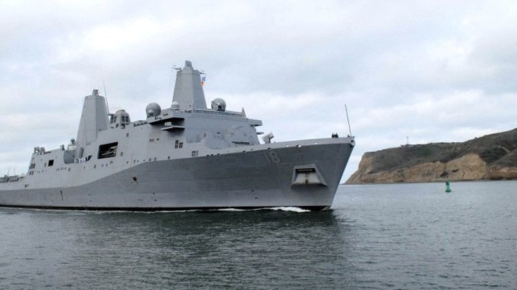 Los marines estadounidenses en el estrecho de Ormuz se asustan por la cercanía de barcos iraníes