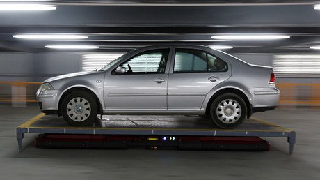 Un robot guiado por láser resuelve el problema del aparcamiento en línea (foto, video)