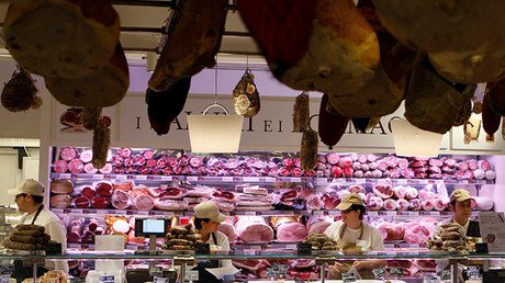 La pudiente burguesía venezolana se queja de la "crisis" con la despensa llena