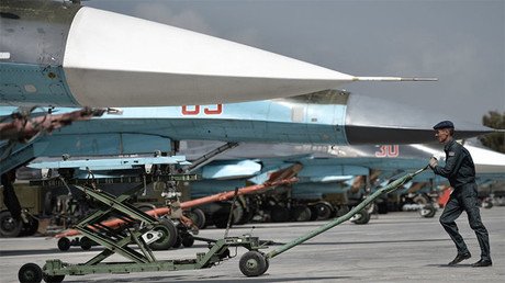 ¿Por qué la OTAN ha elegido como su enemigo a Rusia y no al Estado Islámico?