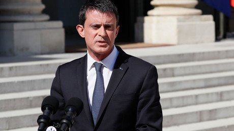 "¿Cuántos muertos más quieres para despertarte?": La Red no perdona al primer ministro de Francia