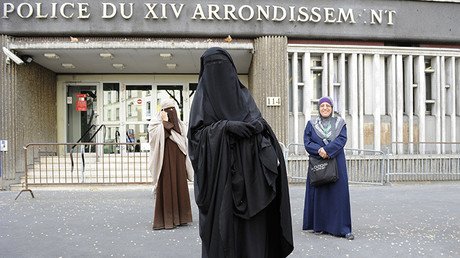 "Estamos en guerra": ¿Impondrán los musulmanes sus leyes en Europa?