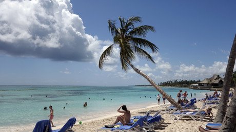 Un masaje y una sesión de manicura, compensación de una empresa turística para una mujer violada