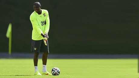 "Estaba comiendo mermelada": Insólita explicación del portero de EE.UU. que marcó el autogol (VIDEO)