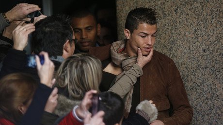 "Un animal": Cristiano Ronaldo 'desafía' en el ring a un peleador de UFC (FOTOS)