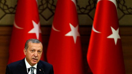 Erdogan se crece tras el golpe fallido: ¿Dará un portazo a EE.UU. en favor de Rusia?