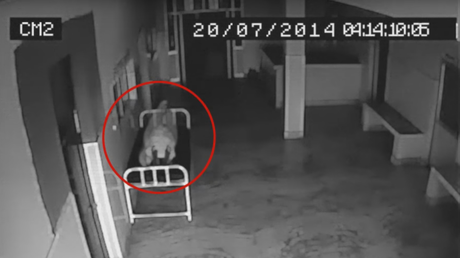 Cámara de seguridad graba cómo sale un 'alma' de un cadáver en un hospital