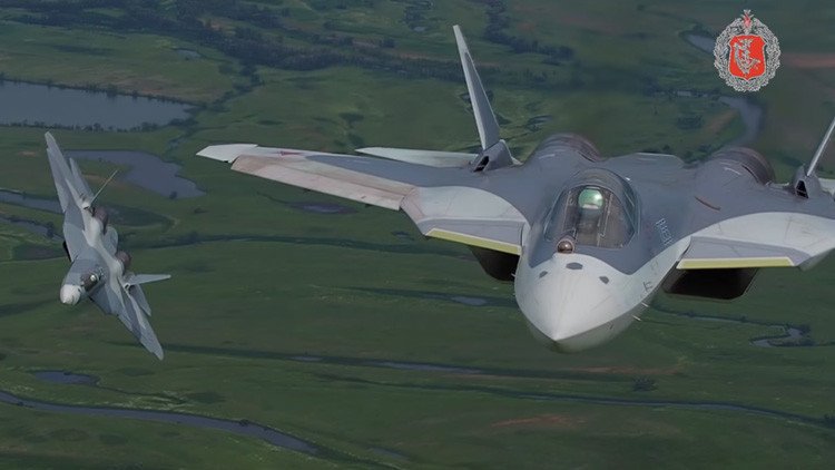 Video: Rusia luce imágenes únicas de sus mejores aviones en pleno vuelo