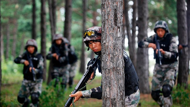 China aumenta su presencia en Oriente Medio al tiempo que EE.UU. "está siendo marginado"