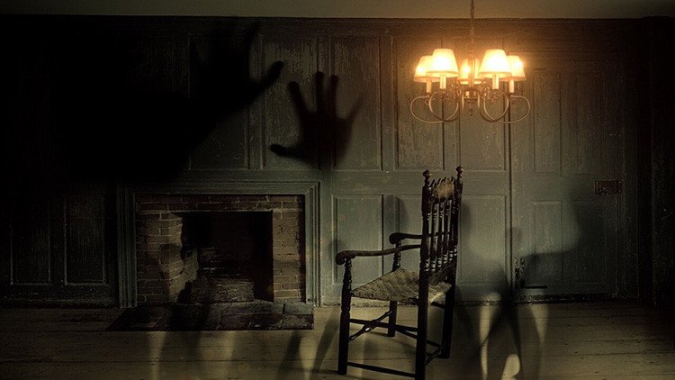 Foto: Una británica captura la imagen de una 'niña fantasma'