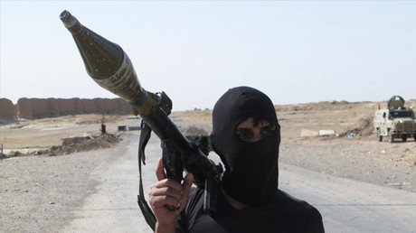 El Estado Islámico asegura que derribó un avión militar en Libia