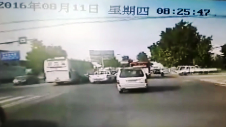 Brutal choque múltiple deja 10 muertos en China