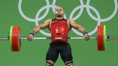 Río 2016: ¿Por qué este levantador de peso mexicano lució parches en su vestimenta?
