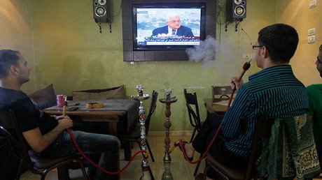 Los científicos revelan por qué ver la tele es peligroso para los hombres