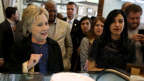 Una asesora de Hillary Clinton trabajó en un periódico musulmán radical