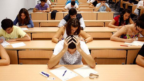 Un estudiante recibe una indemnización millonaria tras tener un hijo con su profesora