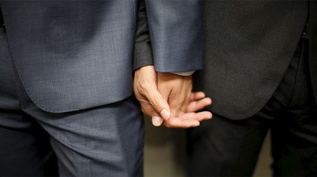 Un estudio científico desmiente la idea de que 'los gays nacen, no se hacen'